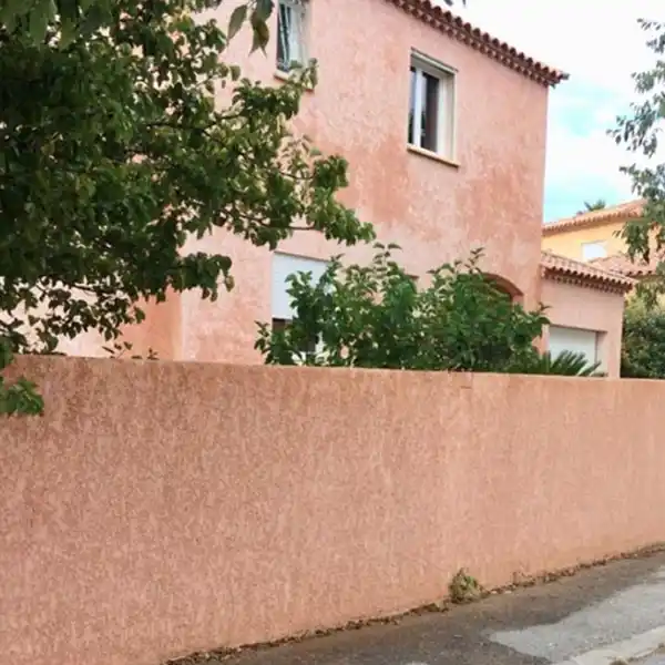 Après - Nettoyage par pulvérisations et application hydrofuge sur façades