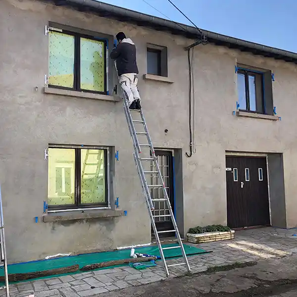 Avant - Préparation et ravalement de façades